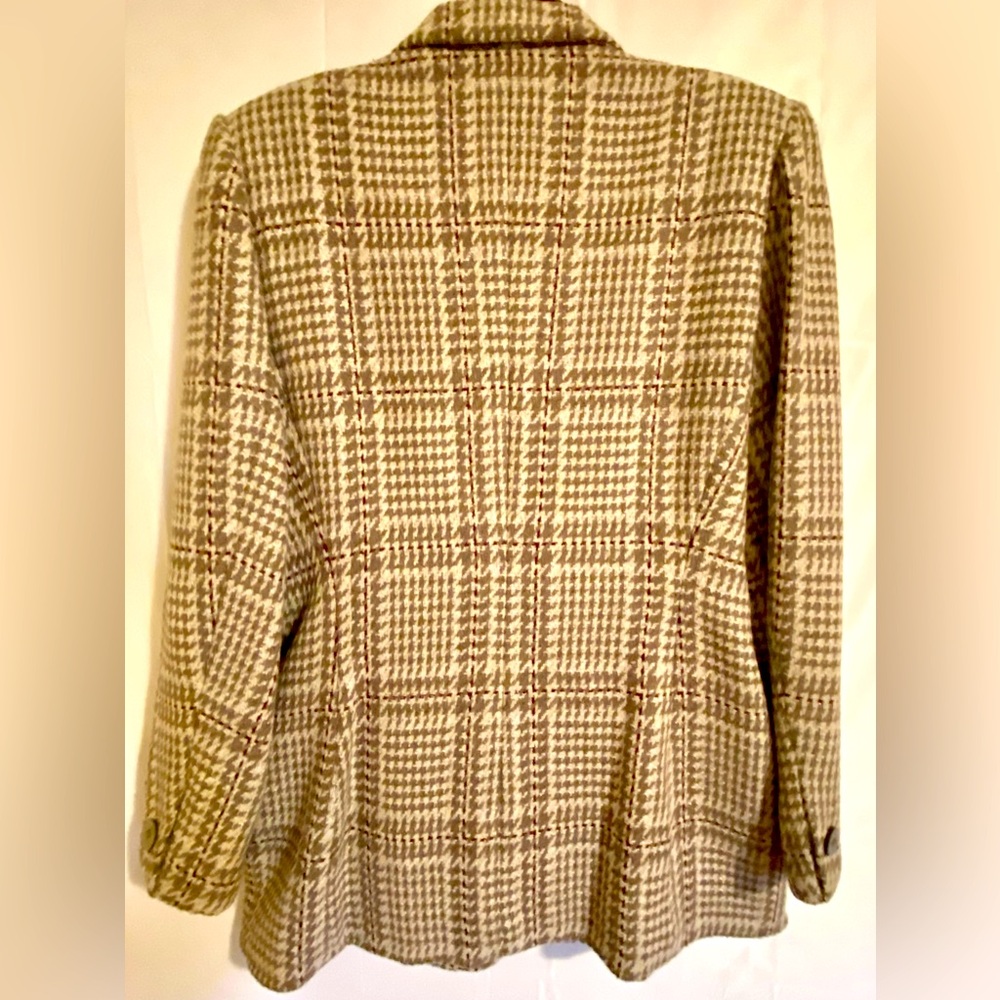 Ladies Blazer - Picture 3 of 6